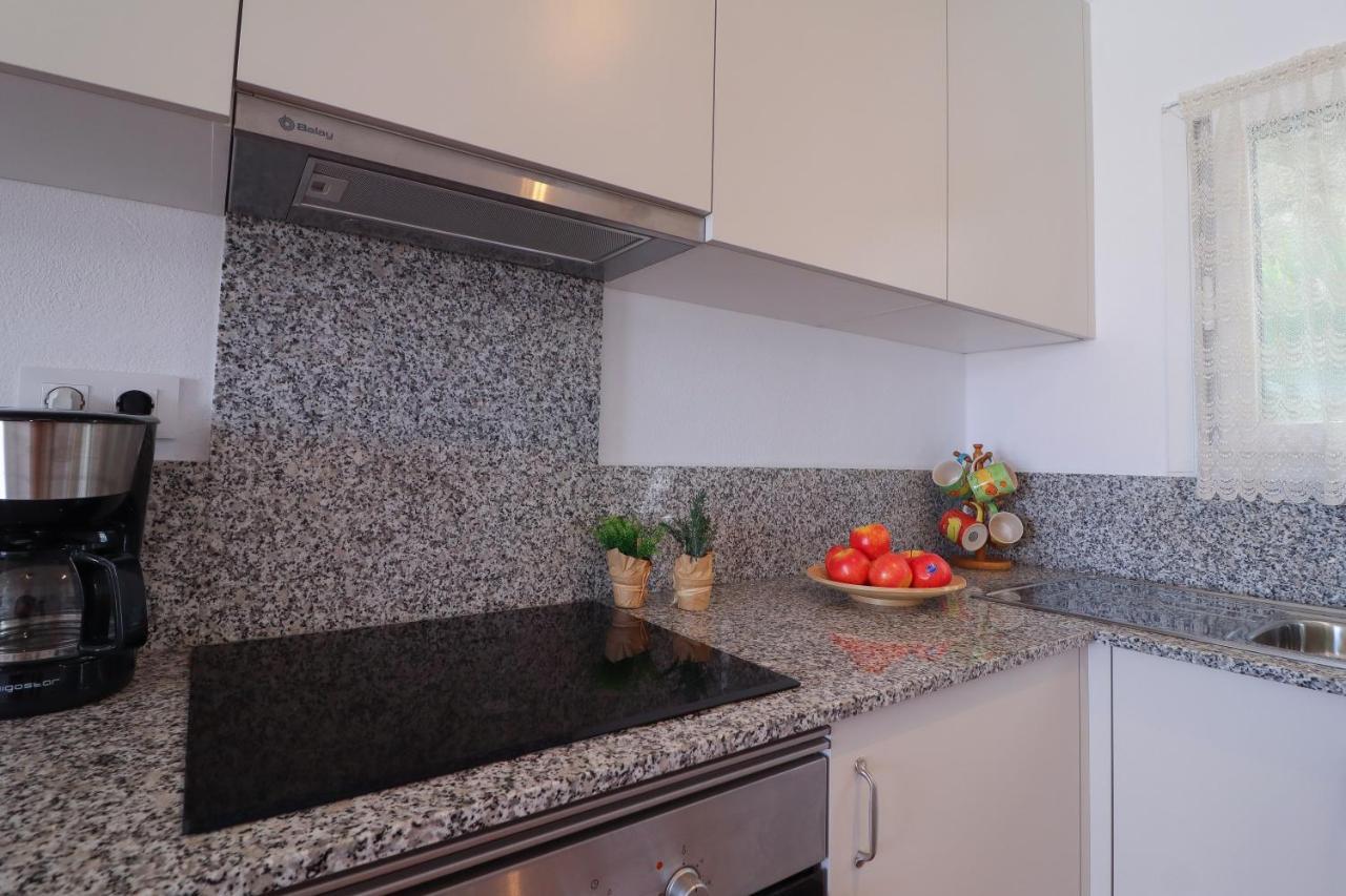 Belvedere, Family-Friendly, Nice, First-Line Apartment With Stunning Beach And Sea Views,Ac Arenal d'en Castell Kültér fotó
