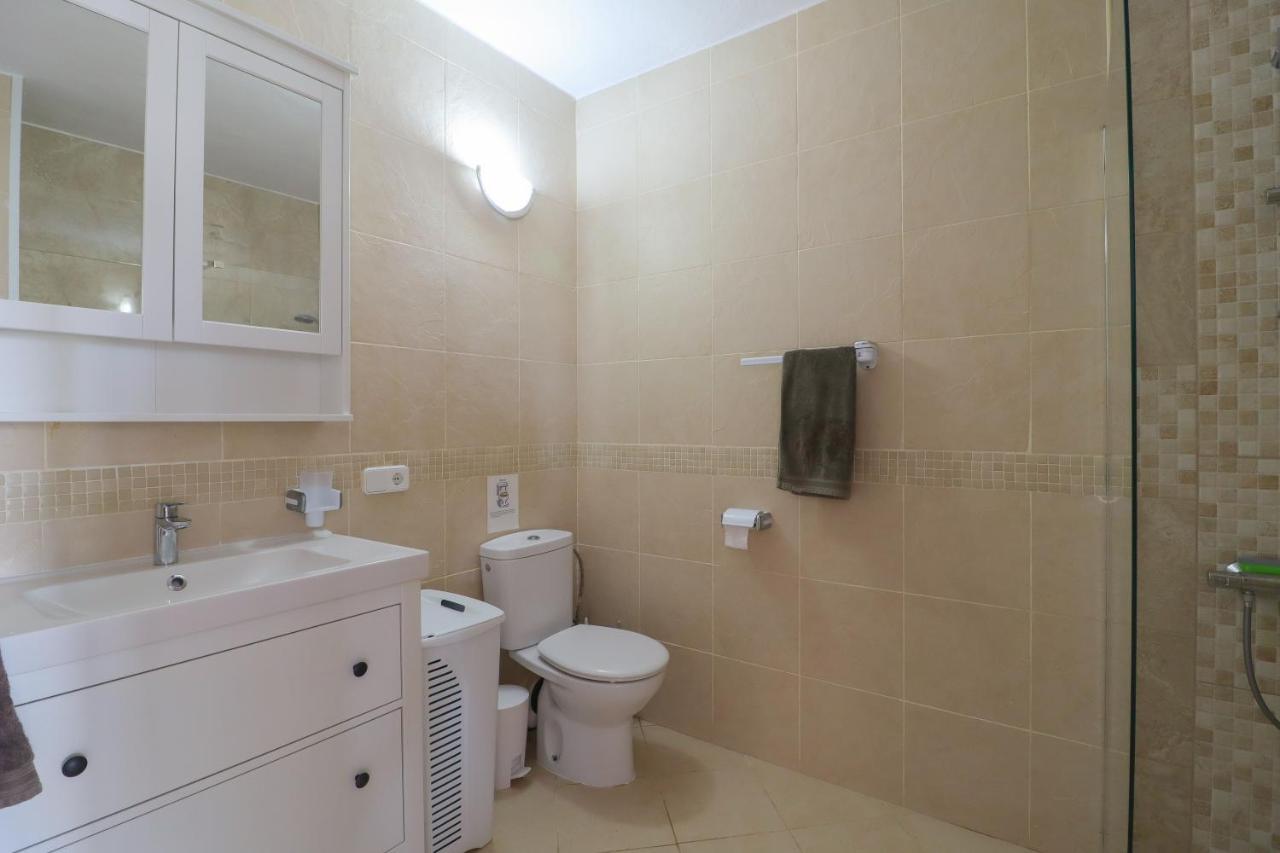 Belvedere, Family-Friendly, Nice, First-Line Apartment With Stunning Beach And Sea Views,Ac Arenal d'en Castell Kültér fotó