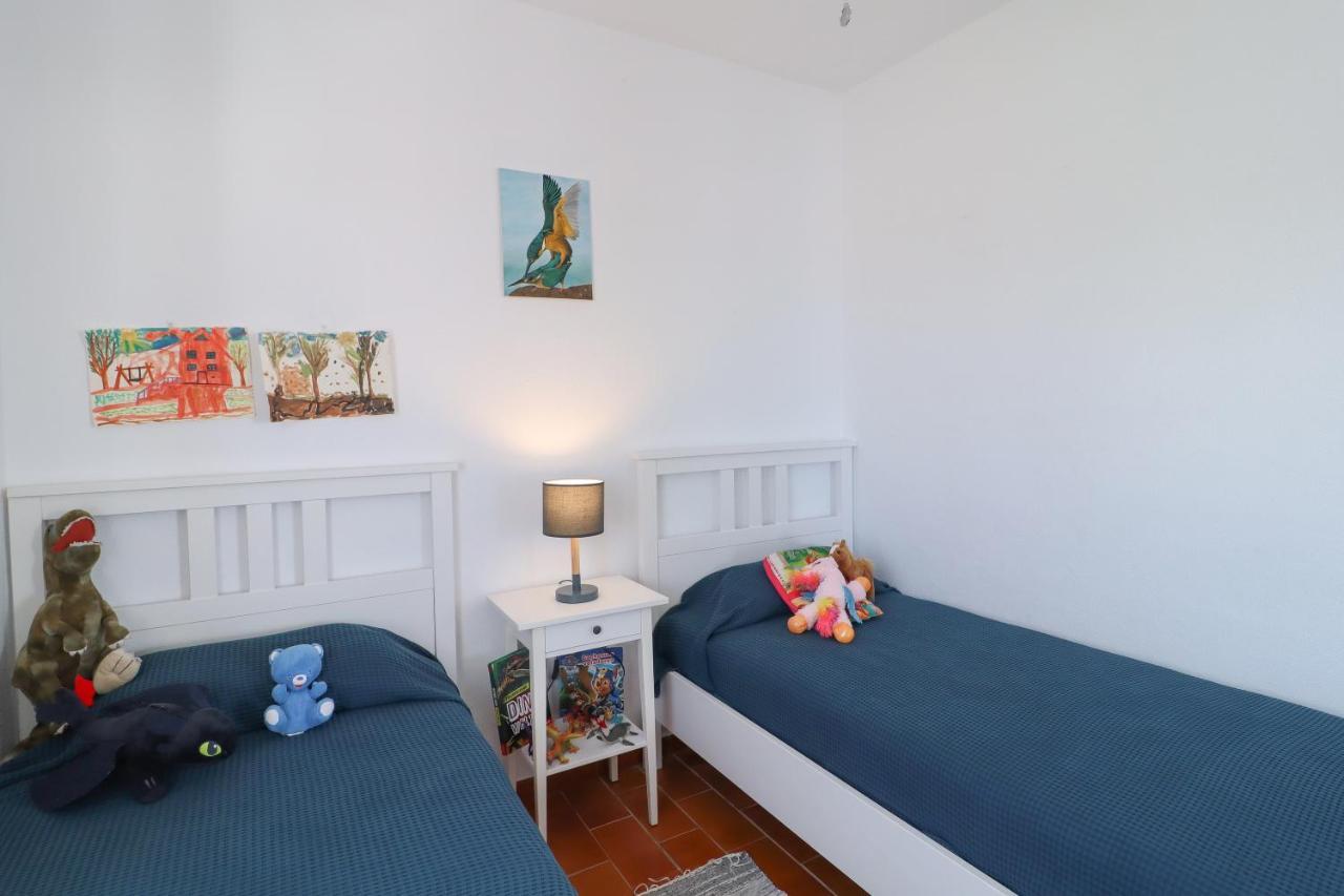 Belvedere, Family-Friendly, Nice, First-Line Apartment With Stunning Beach And Sea Views,Ac Arenal d'en Castell Kültér fotó